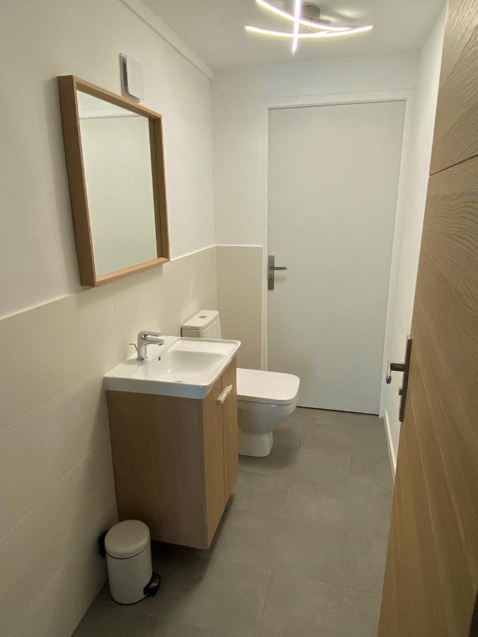 Appartement Rez De Villa Proche Port Et Plages De Sanary Dış mekan fotoğraf