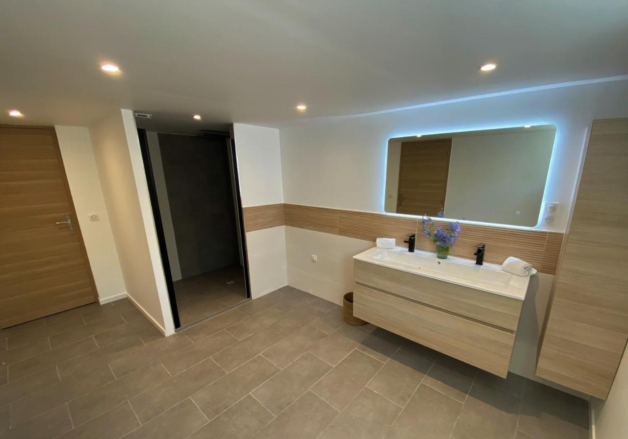 Appartement Rez De Villa Proche Port Et Plages De Sanary Dış mekan fotoğraf