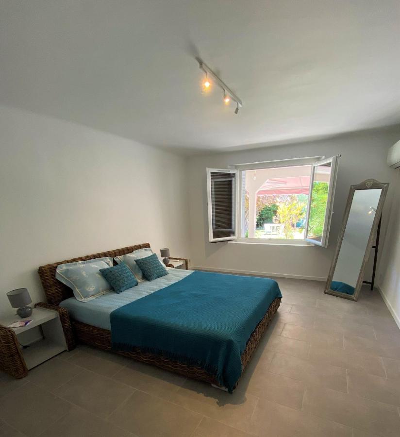 Appartement Rez De Villa Proche Port Et Plages De Sanary Dış mekan fotoğraf