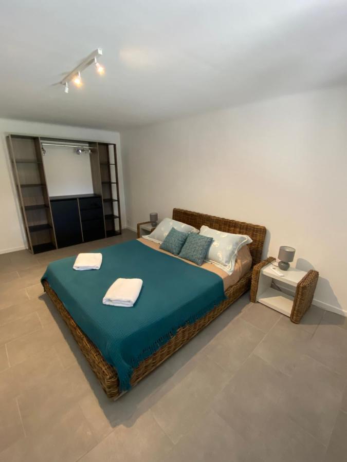 Appartement Rez De Villa Proche Port Et Plages De Sanary Dış mekan fotoğraf