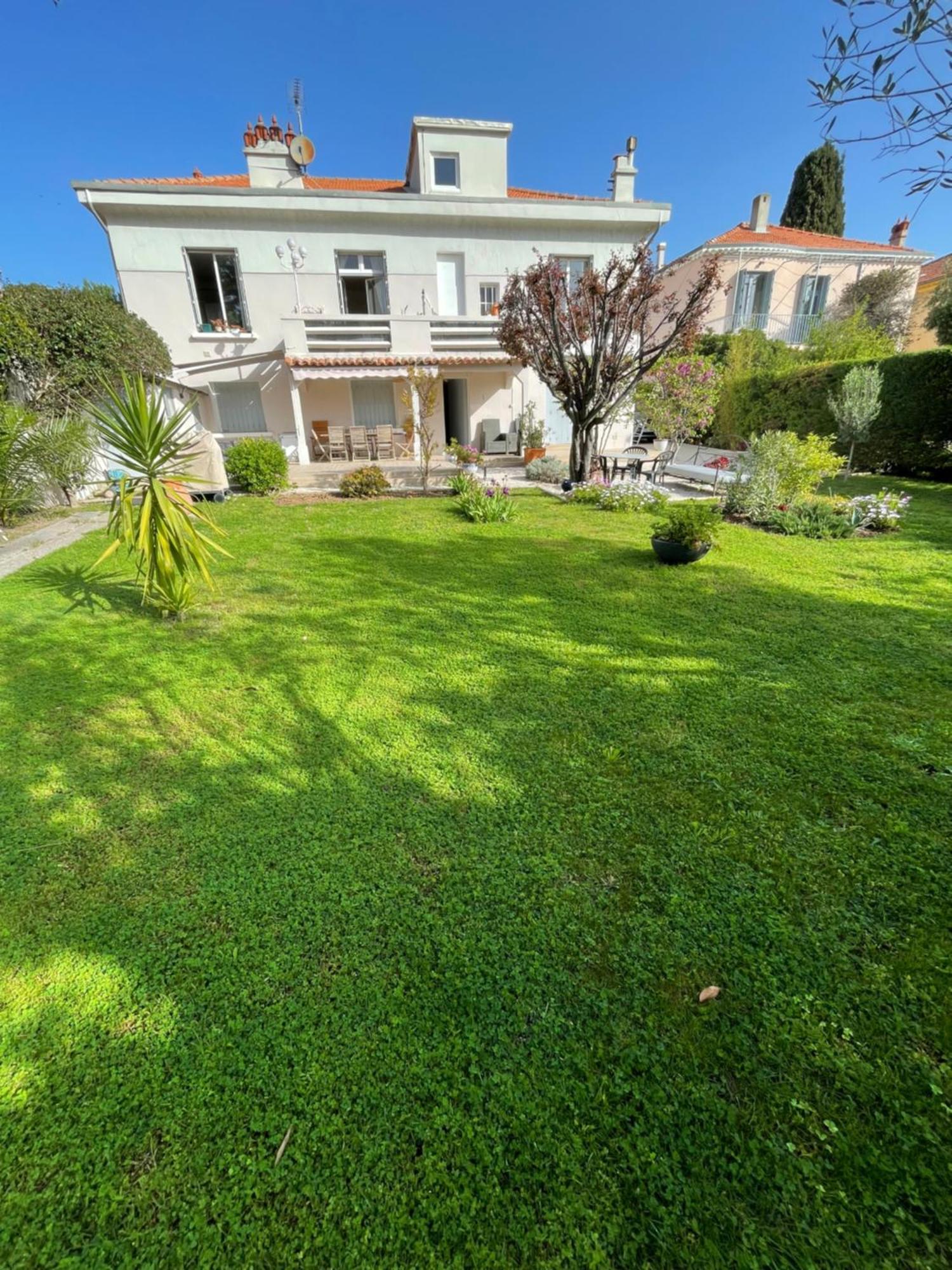 Appartement Rez De Villa Proche Port Et Plages De Sanary Dış mekan fotoğraf